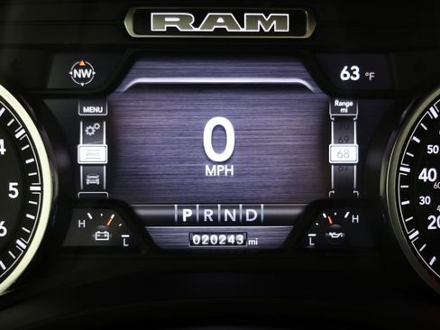 Used 2023 RAM 1500 Laramie AWD/4WD image 12
