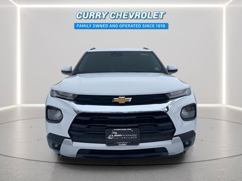 Used 2023 Chevrolet TrailBlazer LT w/ Convenience Package image 3