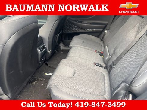 Used 2023 Hyundai Santa Fe SE FWD image 31