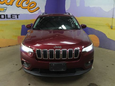 Used 2019 Jeep Cherokee 4WD w/ Comfort & Convenience Group image 3