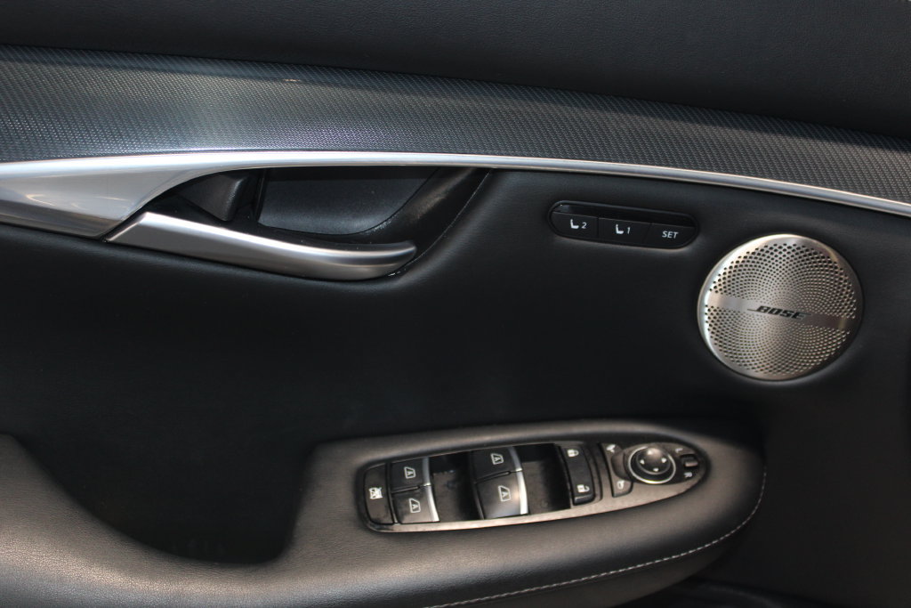 Used 2024 INFINITI QX50 Sport AWD/4WD image 6