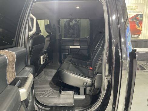 Used 2019 Ford F450 Lariat w/ Lariat Ultimate Package AWD/4WD image 12
