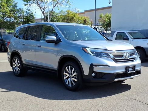Certified 2020 Honda Pilot EX image 3
