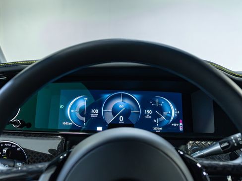 Used 2025 Rolls-Royce Cullinan Black Badge image 13