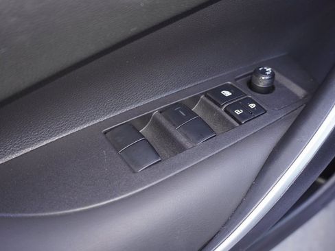 Certified 2022 Toyota Corolla SE w/ Carpet Mat Package (TMS) image 12