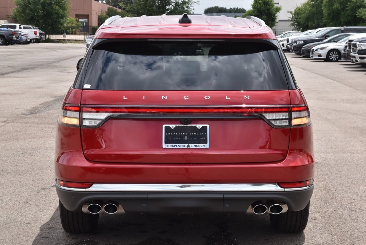 New 2026 Lincoln Aviator AWD image 8