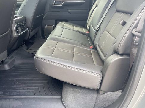 Used 2023 Chevrolet Silverado 1500 High Country AWD/4WD image 13