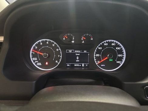 Used 2019 GMC Acadia SLE image 23