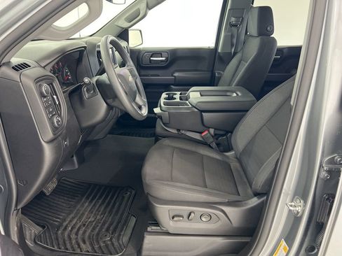 Used 2026 Chevrolet Silverado 1500 Custom w/ Turbomax Blackout Package AWD/4WD image 17