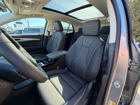 New 2026 Buick Envision Avenir AWD/4WD image 10