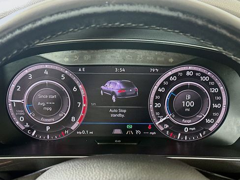 Used 2018 Volkswagen Tiguan SEL Premium AWD/4WD image 12