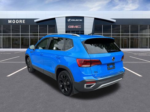 Used 2024 Volkswagen Taos SE image 7