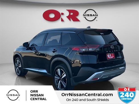 Used 2023 Nissan Rogue Platinum image 7