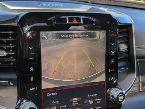 Used 2019 RAM 1500 Laramie AWD/4WD image 20