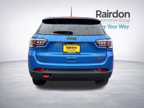 Used 2026 Jeep Compass Trailhawk image 8