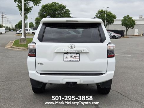 Used 2024 Toyota 4Runner SR5 AWD/4WD image 4