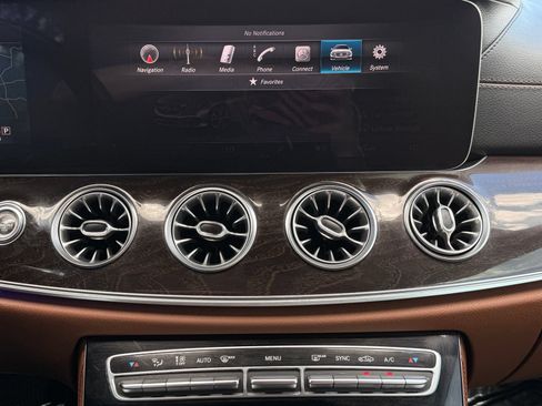 Used 2018 Mercedes-Benz E 400 Coupe image 28