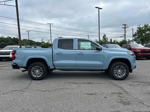 New 2026 Chevrolet Colorado LT w/ LT Convenience Package image 2