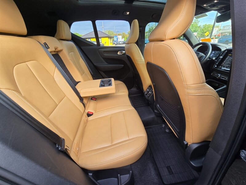 Used 2021 Volvo XC40 T5 Inscription w/ Advanced Package AWD/4WD image 15
