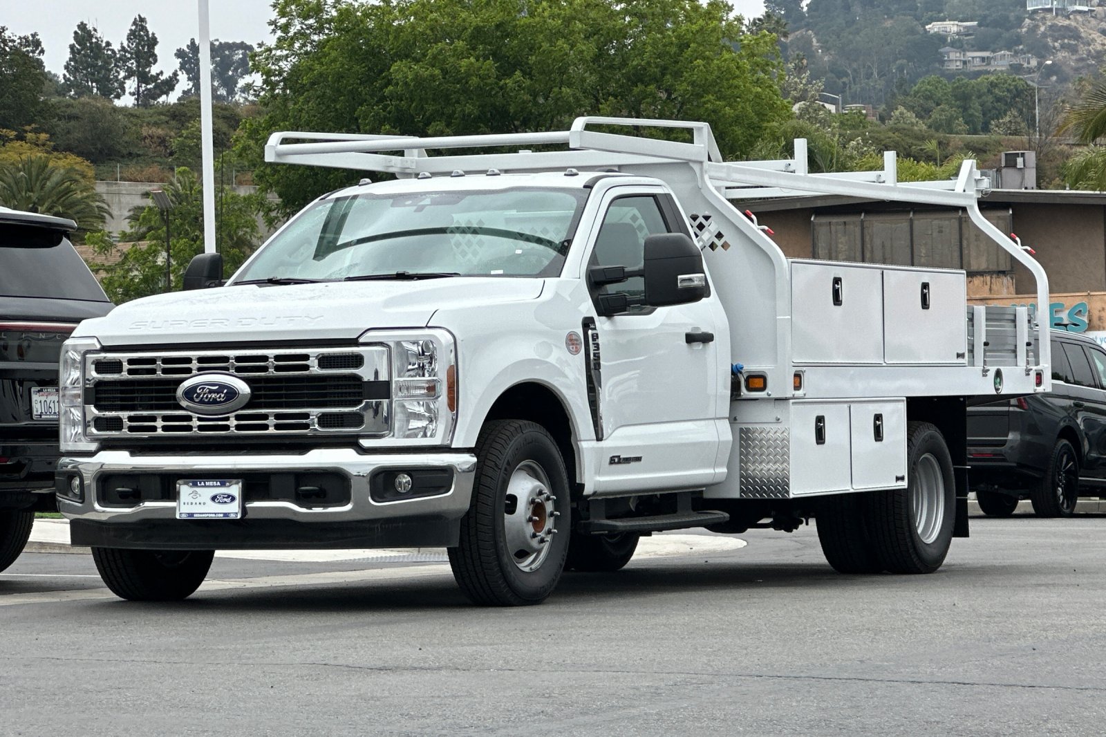 New 2025 Ford F350 XL w/ XL Chrome Package RWD image 7