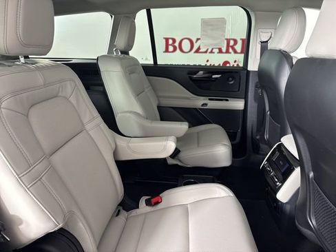 New 2026 Lincoln Aviator Reserve image 25
