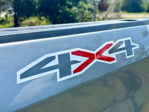 Used 2023 Chevrolet Silverado 1500 Custom AWD/4WD image 15