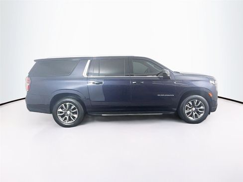 Used 2022 Chevrolet Suburban LS w/ Driver Alert Package RWD image 27
