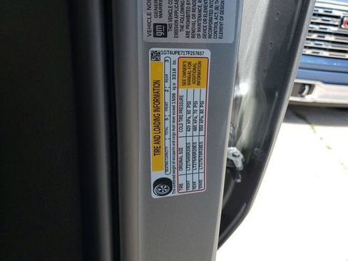 New 2026 GMC Sierra 2500 AT4 AWD/4WD image 33
