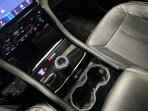 Used 2021 Jeep Grand Cherokee L Limited AWD/4WD image 26