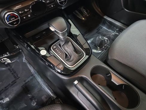 Used 2024 Kia Soul S image 25