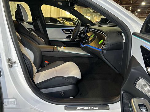 New 2026 Mercedes-Benz E 53 AMG 4MATIC Sedan image 13