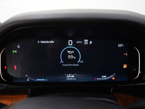 Used 2025 Jeep Grand Wagoneer Series III AWD/4WD image 35