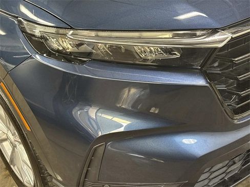 Used 2023 Honda CR-V EX-L image 3