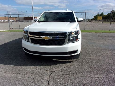Used 2017 Chevrolet Tahoe LT image 1