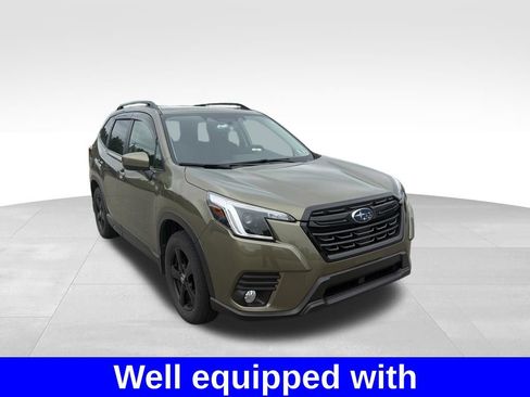 Certified 2023 Subaru Forester Premium AWD/4WD image 3