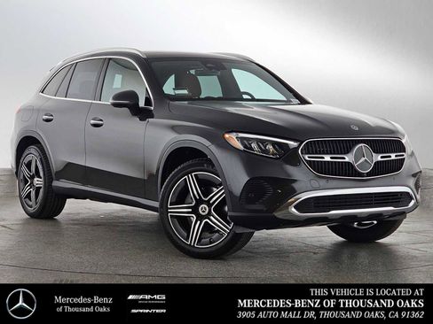 Used 2026 Mercedes-Benz GLC 300 image 1