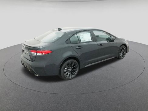 New 2025 Toyota Corolla SE image 9