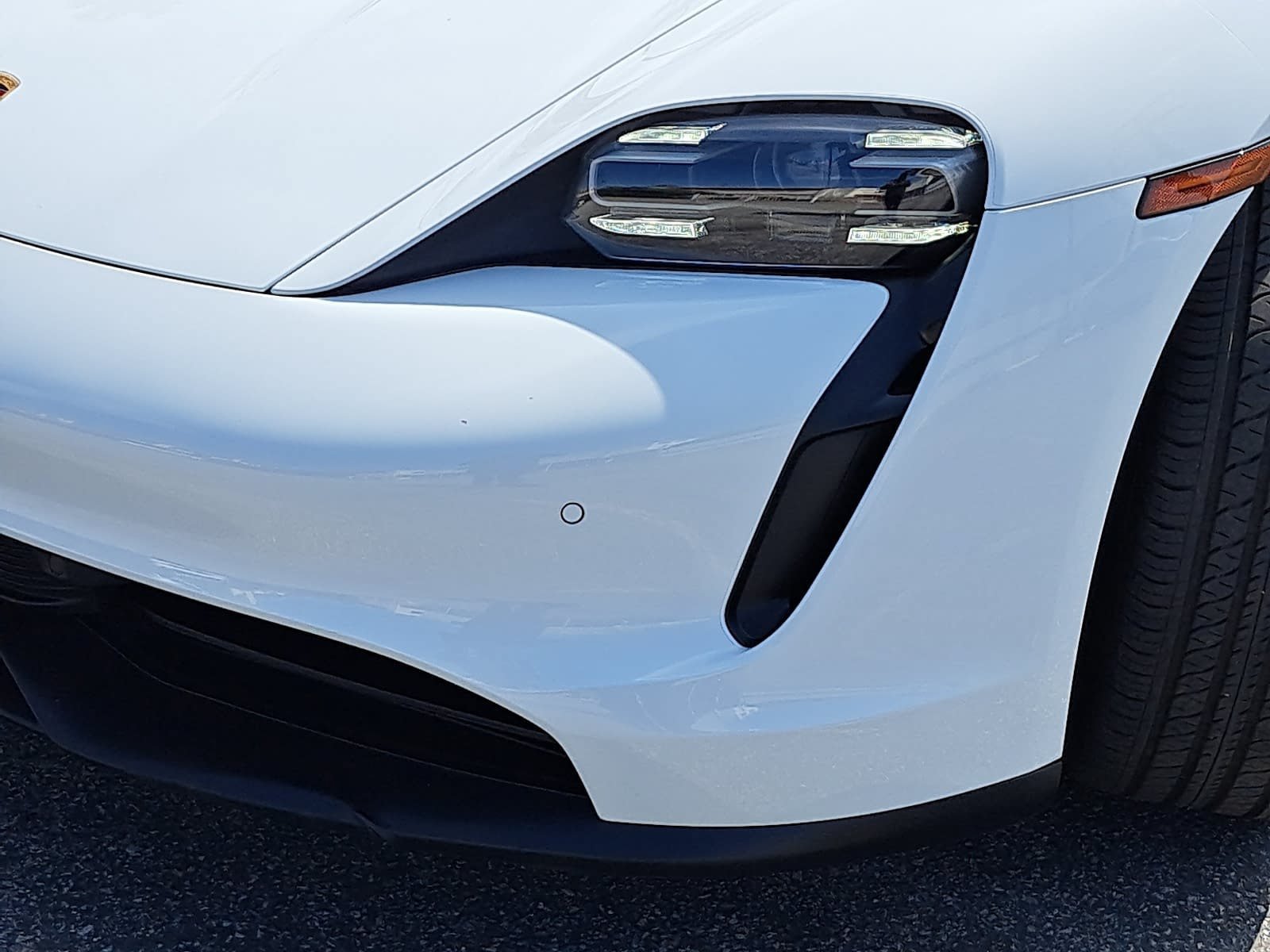 Used 2021 Porsche Taycan RWD image 34
