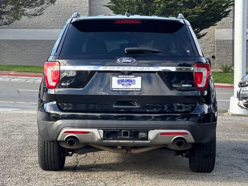 Used 2016 Ford Explorer XLT w/ Equipment Group 202A image 5