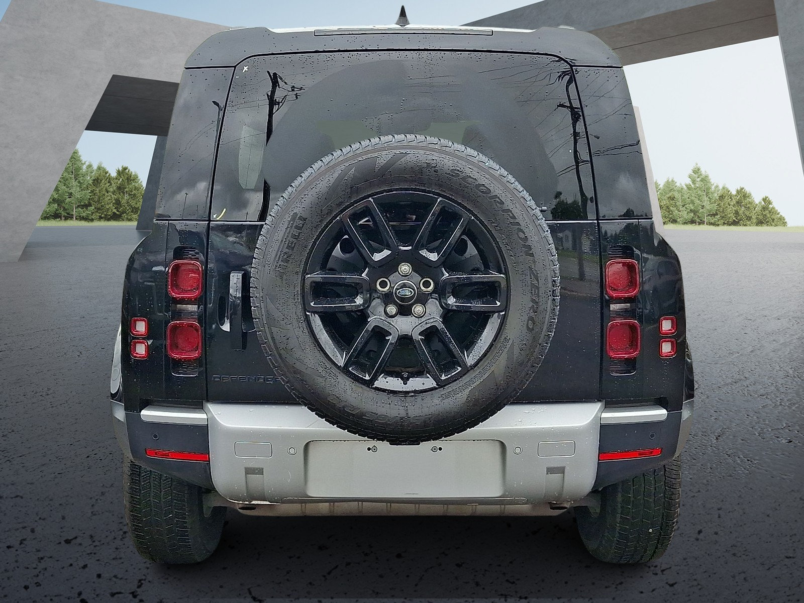 Used 2025 Land Rover Defender 110 S AWD/4WD image 5