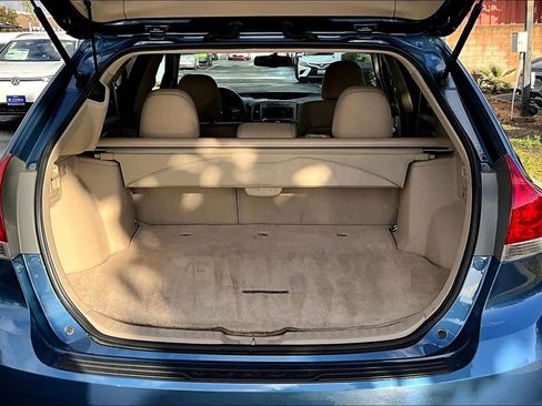 Used 2012 Toyota Venza LE w/ LE Convenience Pkg image 24