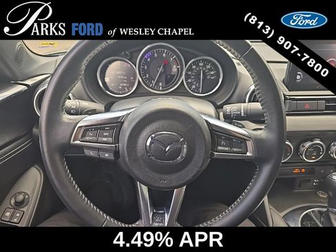 Used 2022 MAZDA MX-5 Miata Grand Touring RWD image 5