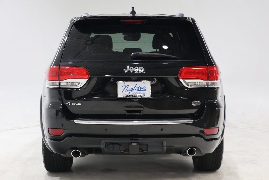 Used 2017 Jeep Grand Cherokee Overland w/ Jeep Active Safety Group AWD/4WD image 6