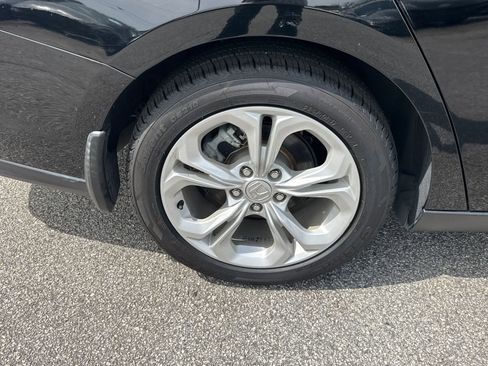 Used 2023 Honda Accord LX image 17