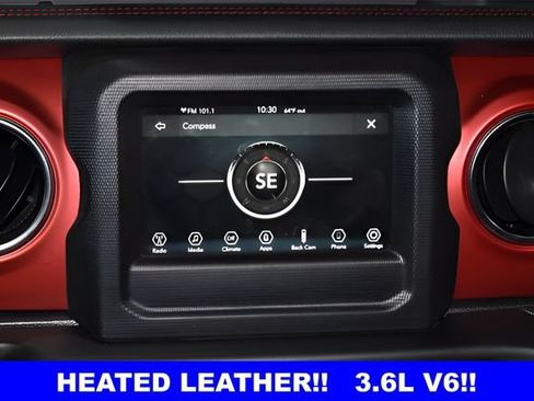 Used 2021 Jeep Wrangler Unlimited Rubicon w/ Dual Top Group AWD/4WD image 14