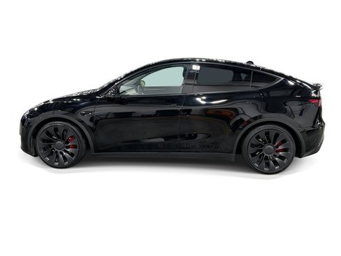 Certified 2023 Tesla Model Y Performance AWD/4WD image 3