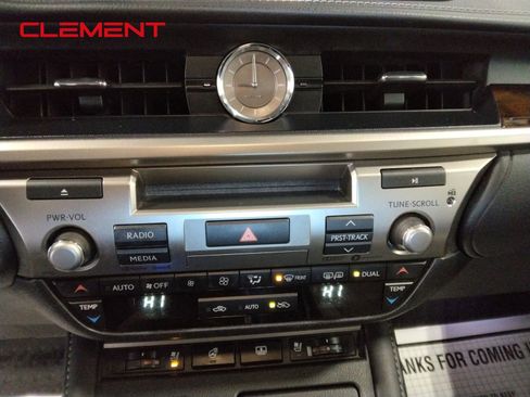 Used 2017 Lexus ES 350 image 19