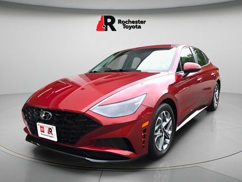 Used 2023 Hyundai Sonata SEL w/ Preferred Accessory Package FWD image 4