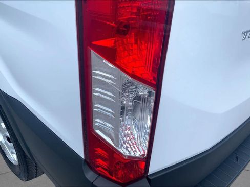 Certified 2025 Ford Transit 250 Low Roof w/ Exterior Upgrade Package RWD image 27