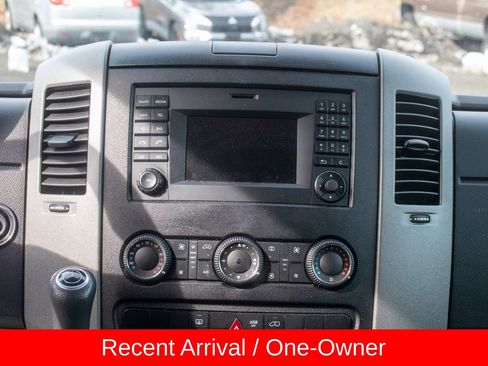 Used 2017 Mercedes-Benz Sprinter 2500 image 19